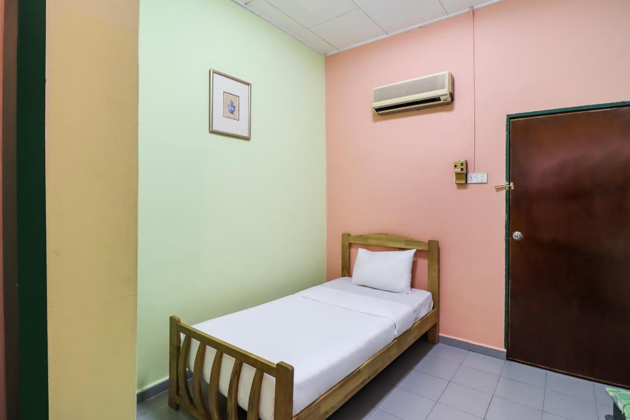 Oyo 89584 Hotel Sahara קואלה קובו בארו מראה חיצוני תמונה