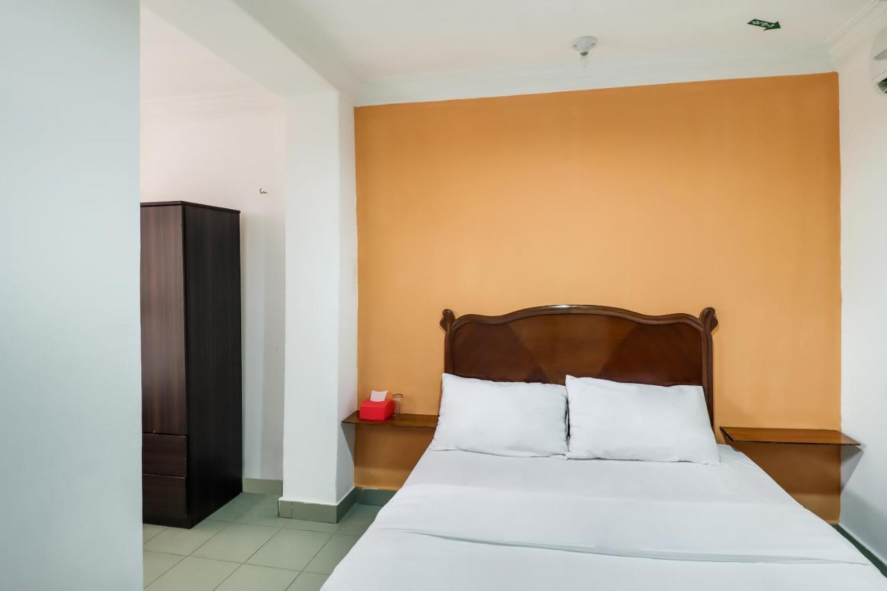 Oyo 89584 Hotel Sahara קואלה קובו בארו חדר תמונה